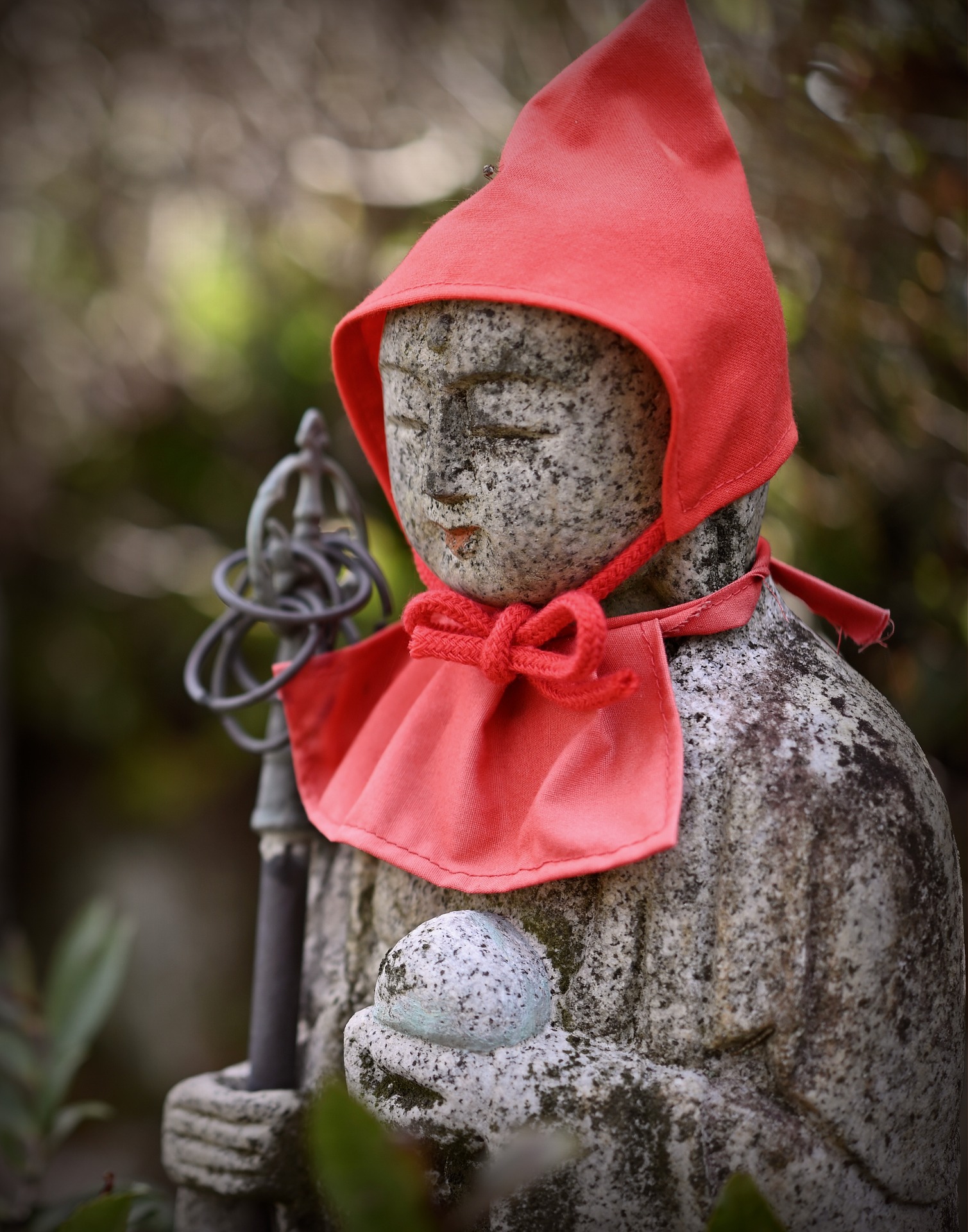 自然災害や事故で亡くなった人を供養する意味